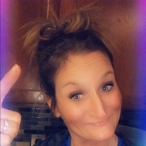 Meet your Posher, Lindsey